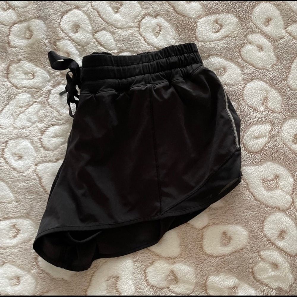Lululemon Athletic Shorts Sz 6